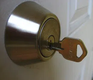 Locksmith Master Shop Cedar Hill, TX 469-454-3680 - 13-Key-Broke-In-Lock